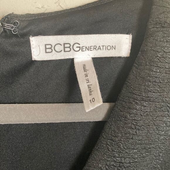 Black dress - Picture 4 of 8